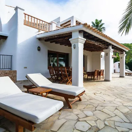 Cozy In With Private Pool