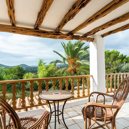 Holiday home Cozy In With Private Pool *