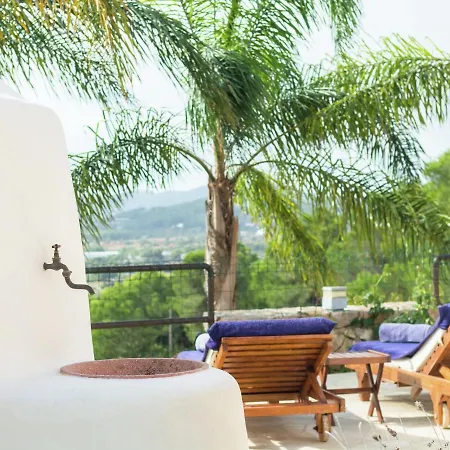 Holiday home Cozy In With Private Pool *